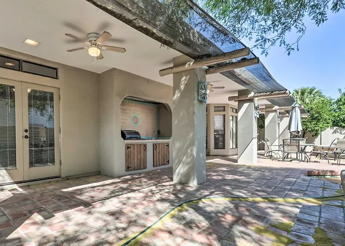 6 Mi To Dtwn Mesa! Pueblo Poolside Retreat