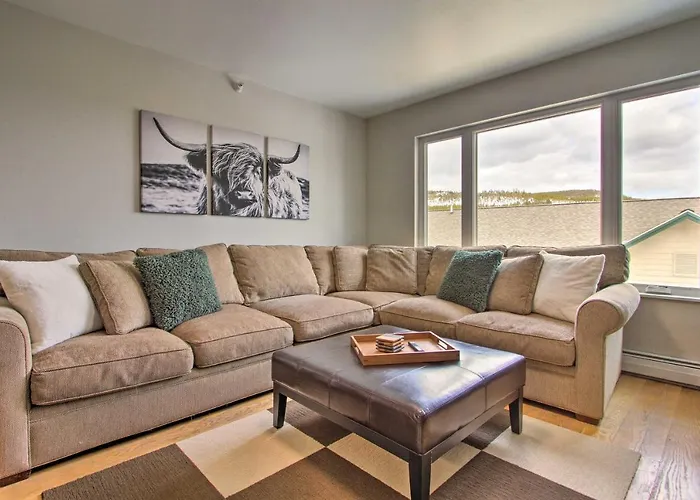 Cozy Montana Condo W/ Walk To Big Sky Resort!
