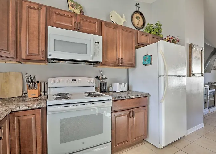 Condo W/ Screened-In Porch, 1 Mi To Sebring Golf!