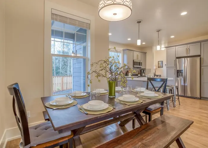 Oceans Treasure - Meredith Lodging