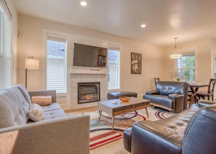 Oceans Treasure - Meredith Lodging