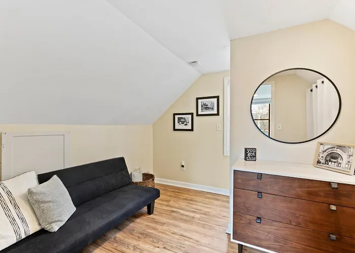 Perfect Location Walk To Msu Campus High End Mattresses Fast Wi-Fi