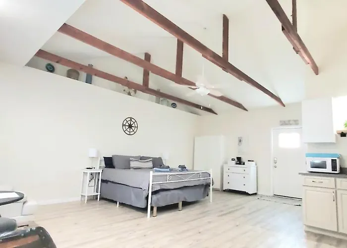 King Size Sassy Studio