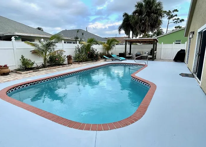 Perfect Jupiter Vacation House With Private Pool
