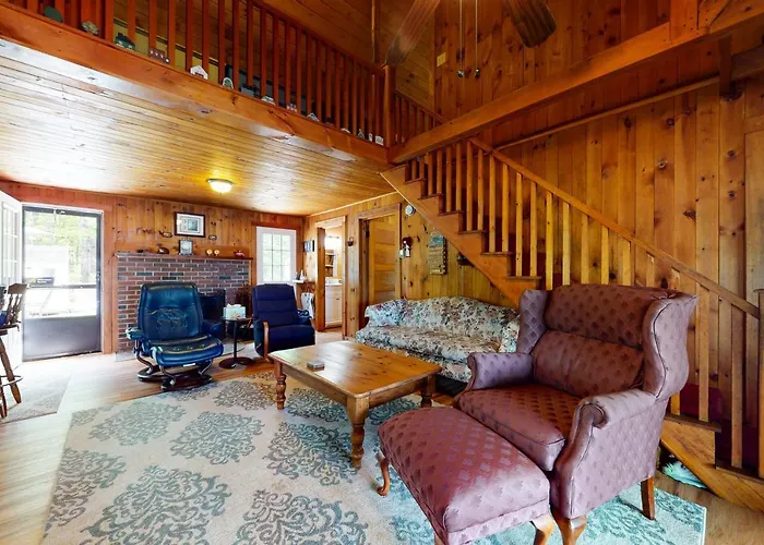 Lake House Retreat