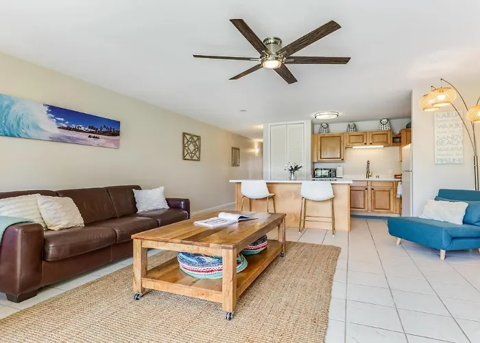 Beach Cozy North Shore Turtle Bay Condo