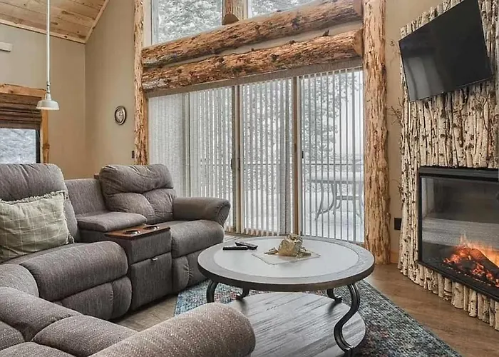 Gold Nugget Lodge Near Deadwood On 5 Wooded Acres!