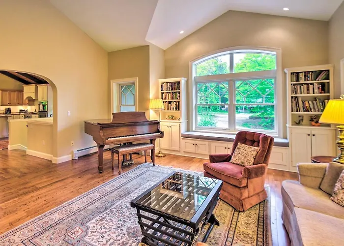 4 Mi To Ski Slopes: Family-Friendly Bartlett Home!