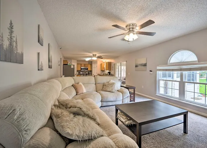 Game Room, Fenced Yard! Extended Base Near Wdw