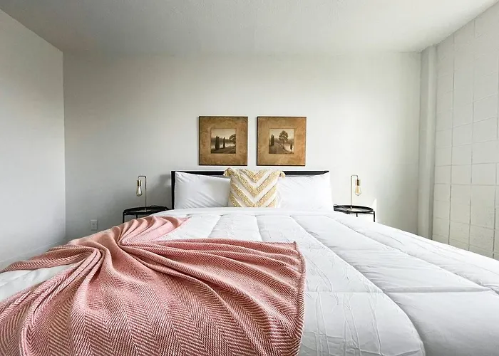 Sleepover Downtown Cincinnati 1Bd 1Ba Apartments