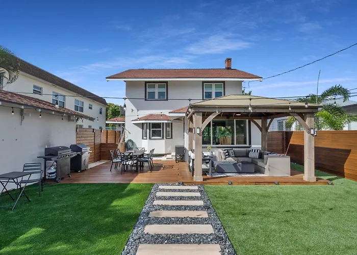 Historic Waterfront Estate With Yard & Modern Kitchen
