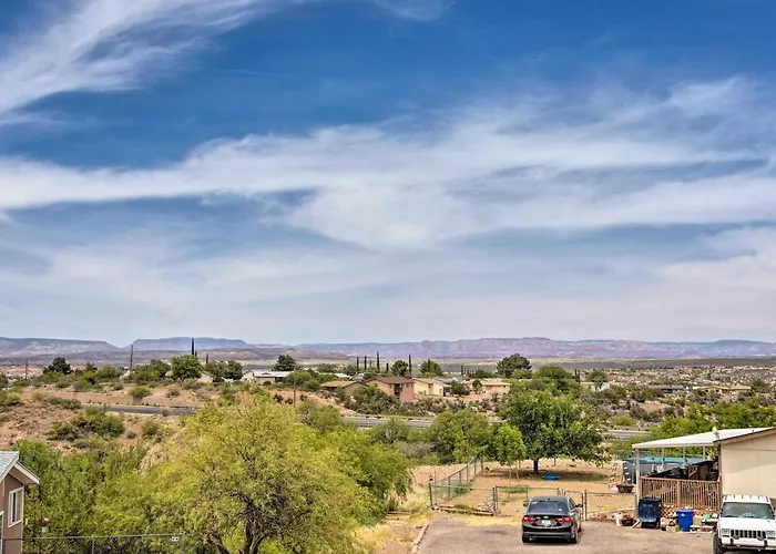 6 Mi To Old Town, Panoramic Views: Cottonwood Gem!