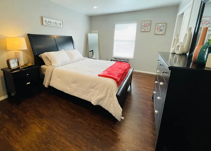Ou-2 Bed 2 Bath Apartment Close To Ou