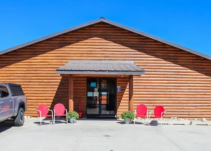 Boulder Inn