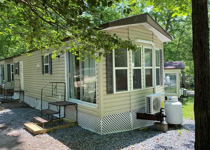 The Vintage Rv'S At Wilderness Presidential Camp Resort By Tripforth