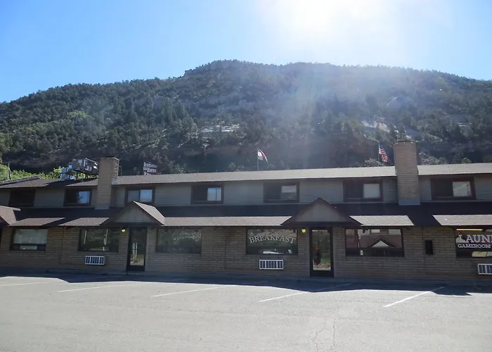 Iron Horse Inn