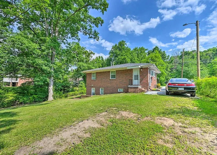 Greensboro Home < 4 Mi To Downtown!