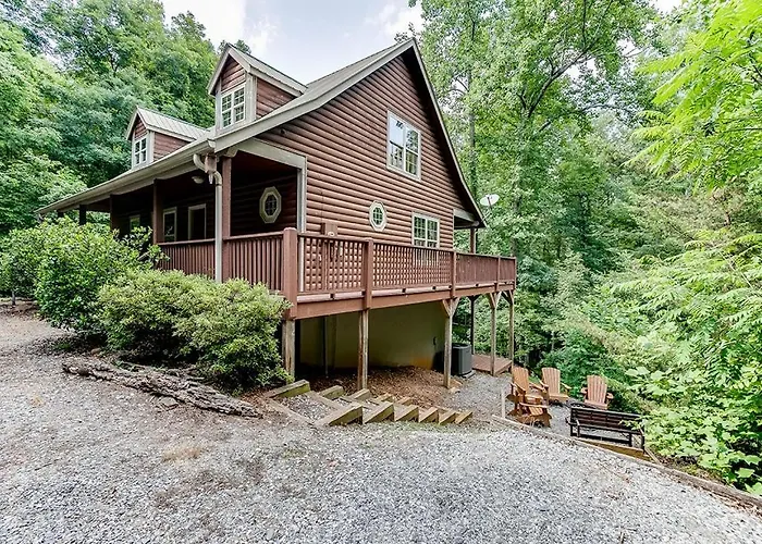 Private Luxury Cabin W Pool Table And Firepit