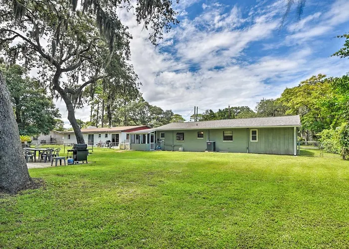 Near Beaches And Speedway! Dog-Friendly Hidden Gem