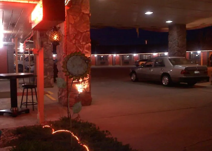 Apollo Motor Inn
