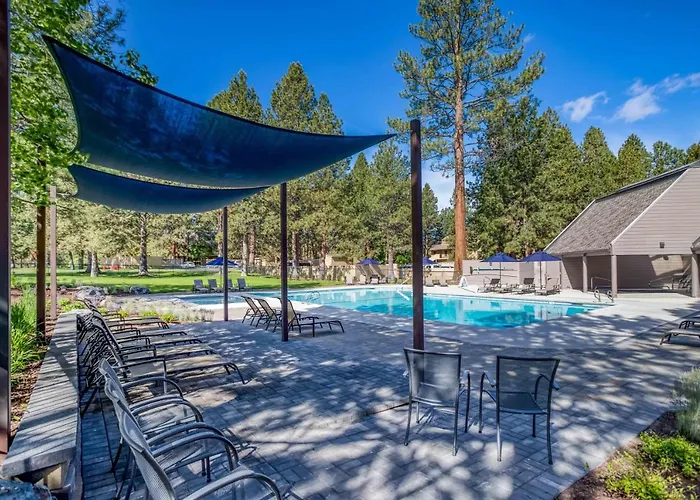 Ski House 106 - Meredith Lodging