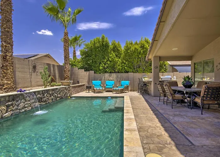 Chic Maricopa Getaway W/ Outdoor Oasis & Pool