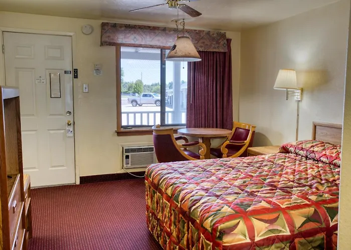 Kiva Motel Mountain Retreat