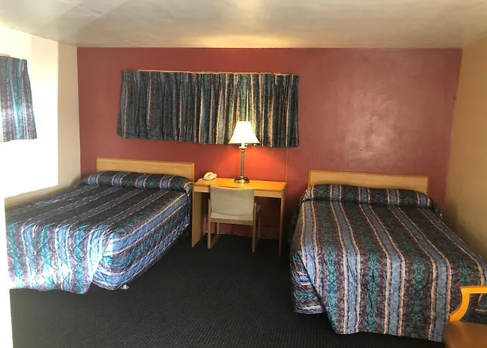 Parkway Motel