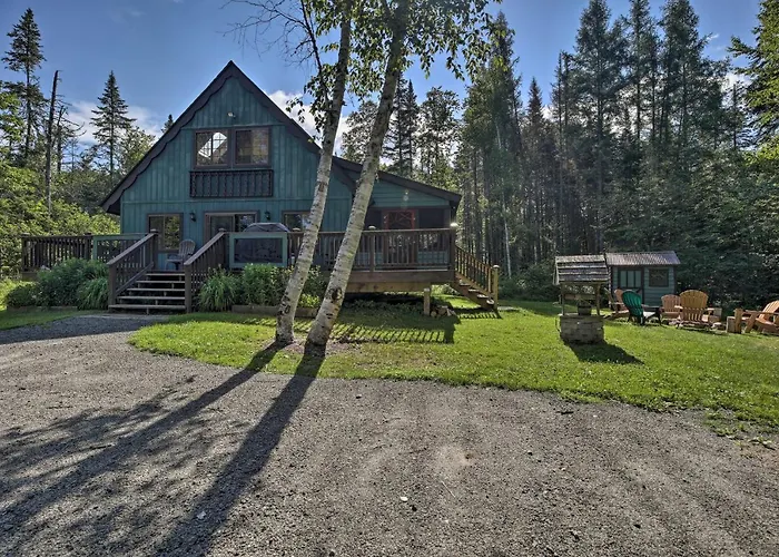 Lake Placid Chalet: Deck & Forest Views!