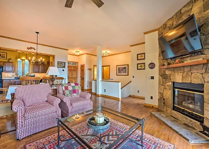 Family-Friendly Burnsville Condo! Gated Community