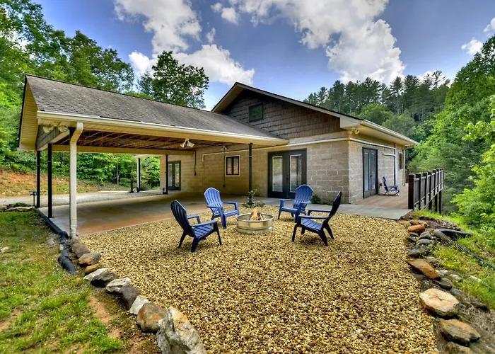 The Chariot - Creek Front With Hottub, Fire Pits, Billiards, Ev Charger - Sandalwood Stays