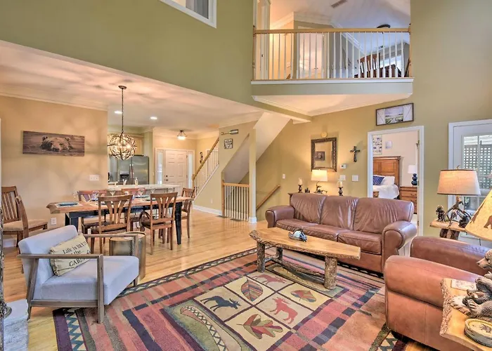 Big Canoe Retreat W/ Deck & Golf Course Views