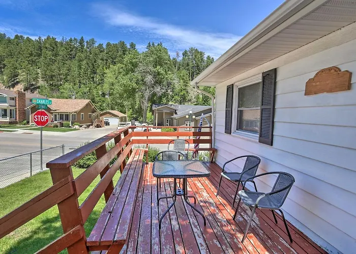 Sleek Deadwood Getaway < 1 Mi To Downtown!