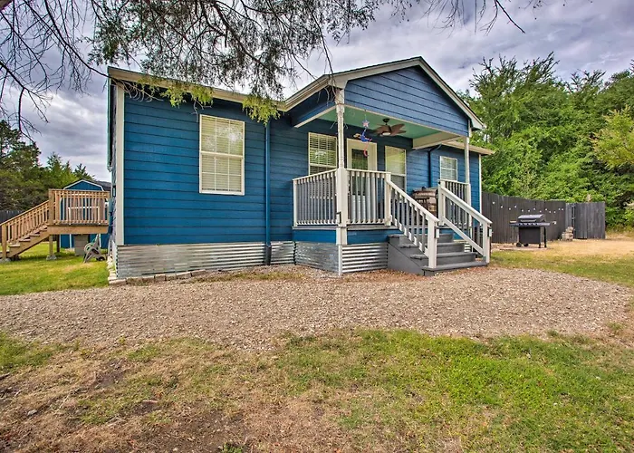 Pottsboro Home W/ Fire Pit < 1 Mi To Lake Texoma!