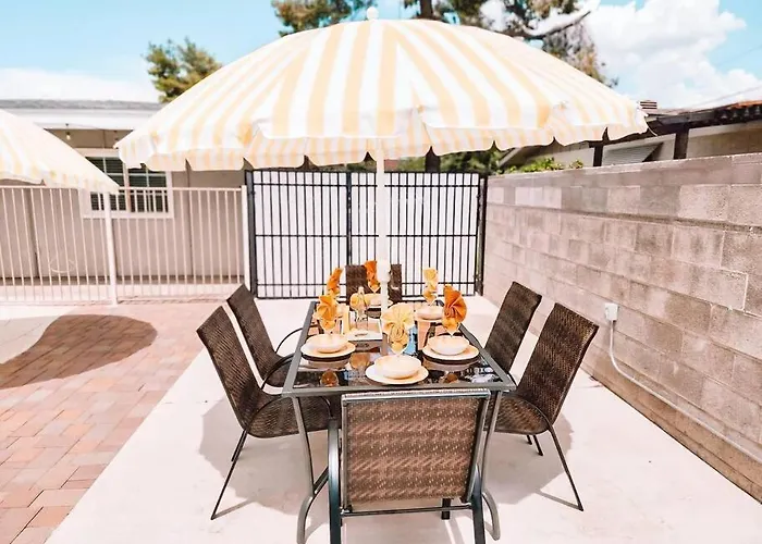 Glendale Pool Heat Pet Friendly