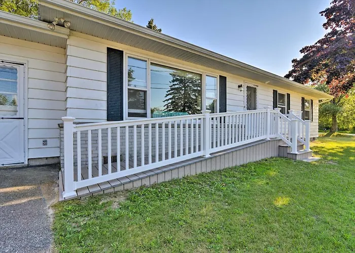 Lake Huron House W/ Grill + Beach Access!