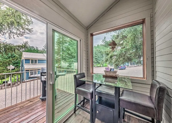 Dreamy, Family-Friendly Cloudcroft Townhome!