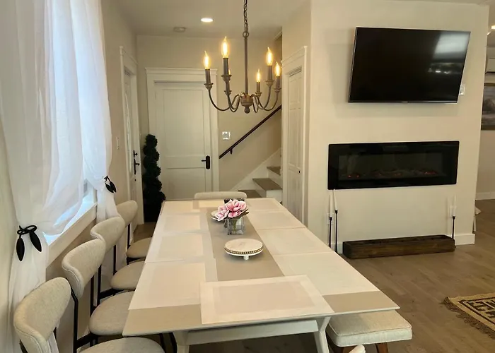 The Reminisce Vacation Home 5Br/3Bt,Downtown Bh