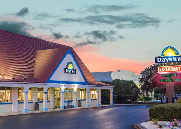 Days Inn By Wyndham Wilmington / University