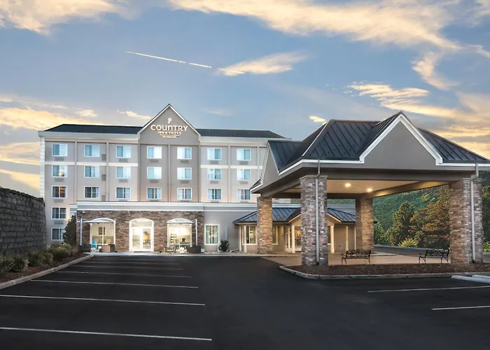 La Quinta Inn & Suites By Wyndham Downtown Asheville