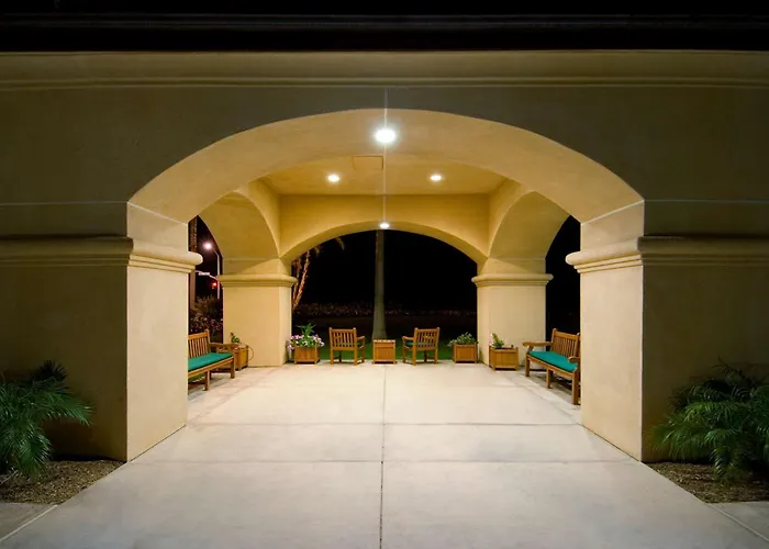 Hilton Garden Inn Carlsbad Beach