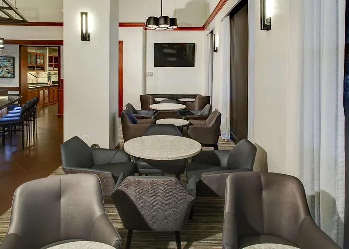 Hyatt Place Albuquerque Airport