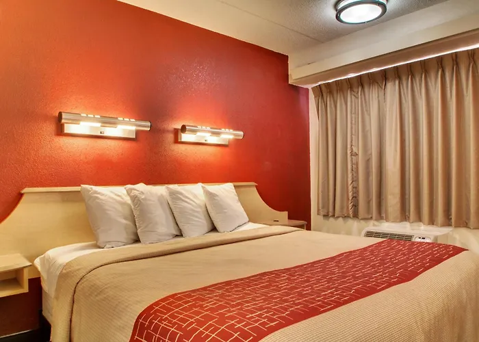 Red Roof Inn St Louis - Westport - Maryland Heights