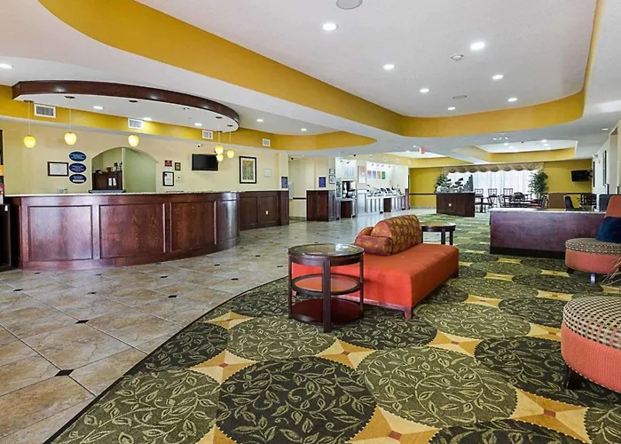 Days Inn & Suites By Wyndham Houston / West Energy Corridor