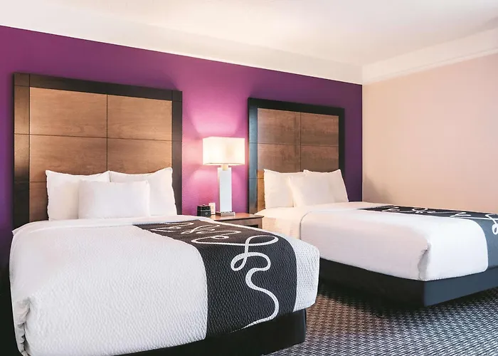 La Quinta Inn & Suites By Wyndham Shreveport Airport