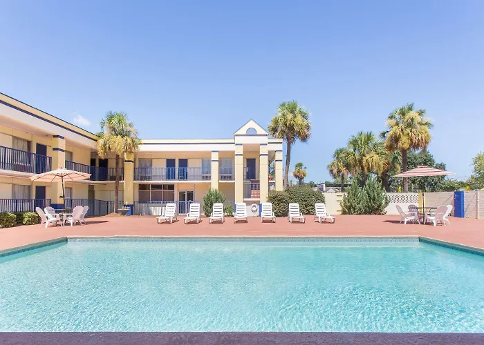 La Casa Inn Albany Near Tifton Ga I 75