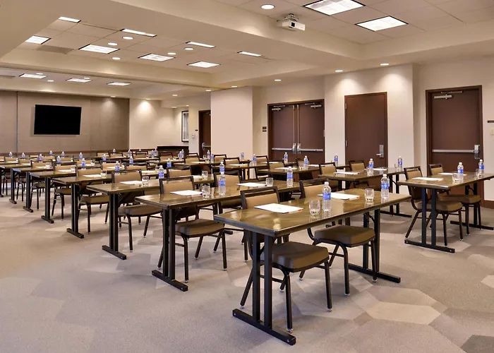 Hyatt Place Garden City