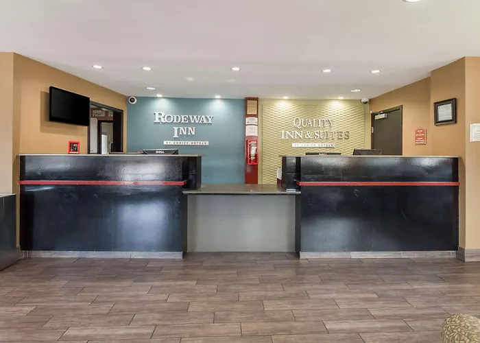 Quality Inn & Suites Airport