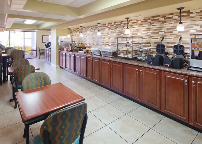 Best Western Ocean Sands Beach Resort