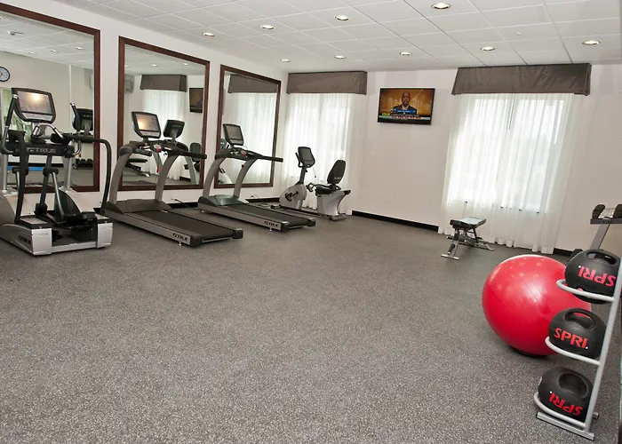 Holiday Inn Express & Suites Columbus - Easton Area By Ihg